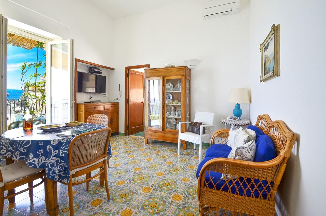 Amore Rentals - Casa Raffi Positano Luaran gambar